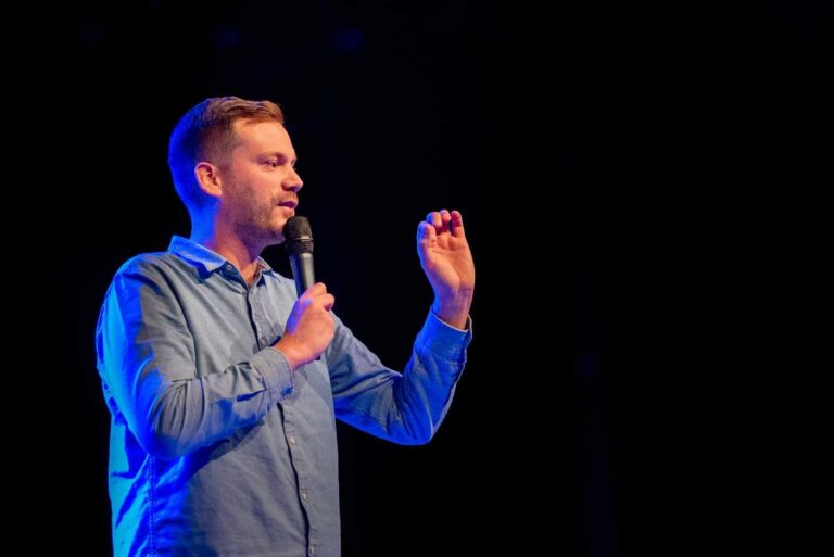 Kjen Descheemaecker: Ken je Kjen? — theater in Middelkerke